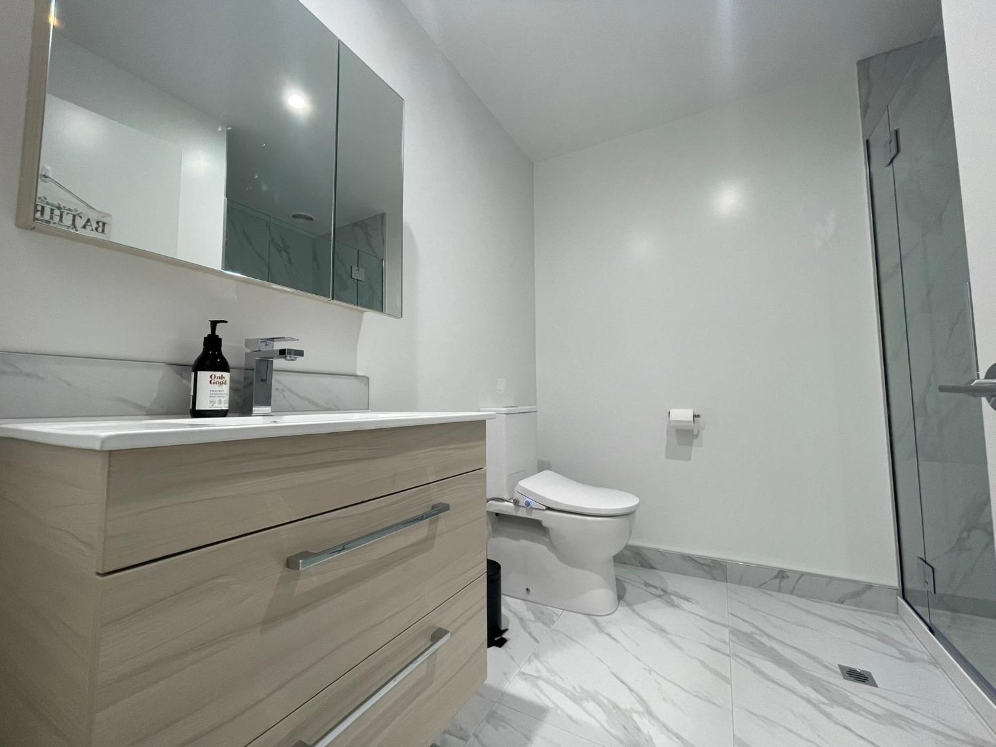 Luxury Cbd 2 Bed Near Riverside Market Free Parking! Крайстчёрч Экстерьер фото