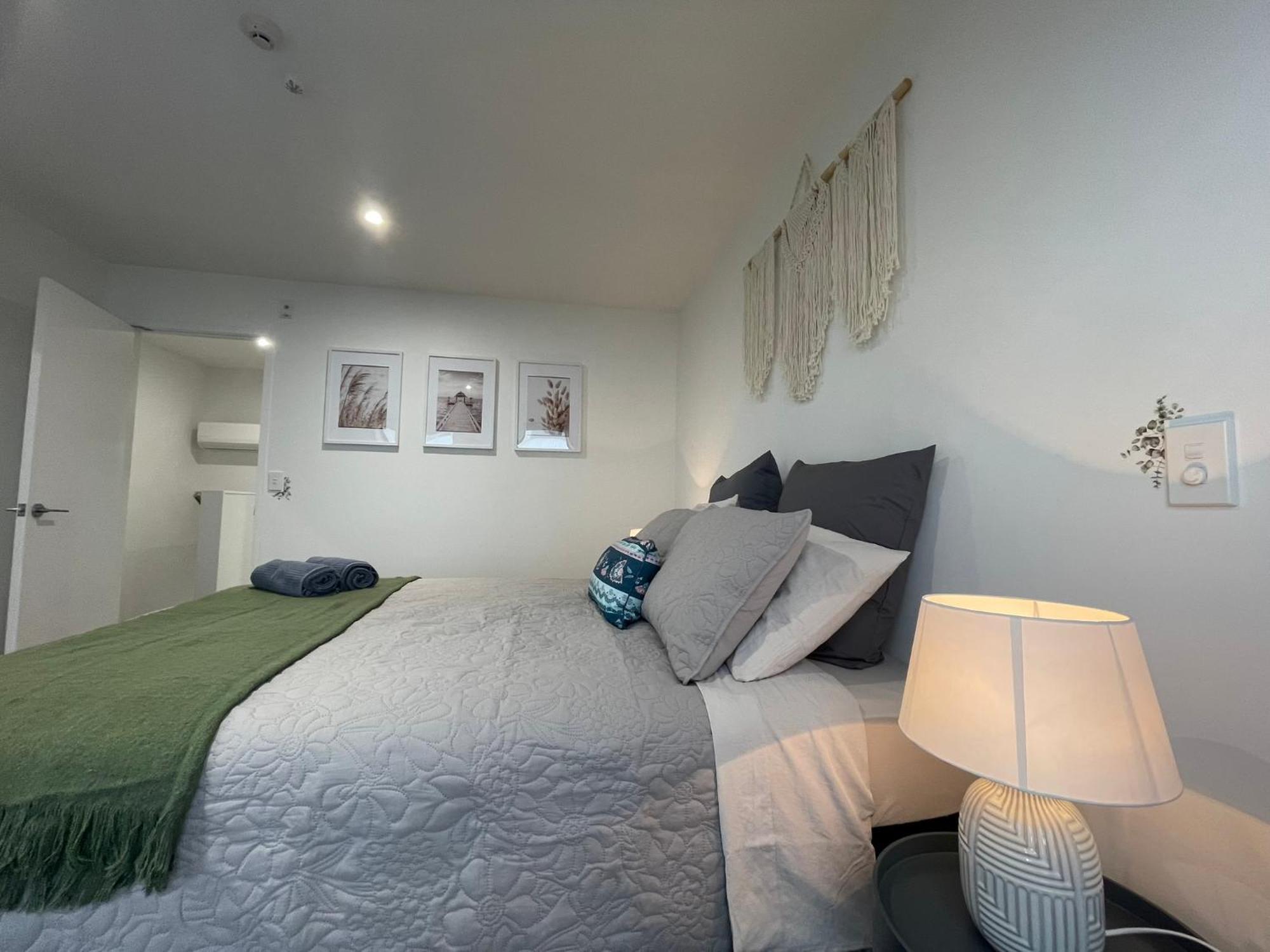 Luxury Cbd 2 Bed Near Riverside Market Free Parking! Крайстчёрч Экстерьер фото