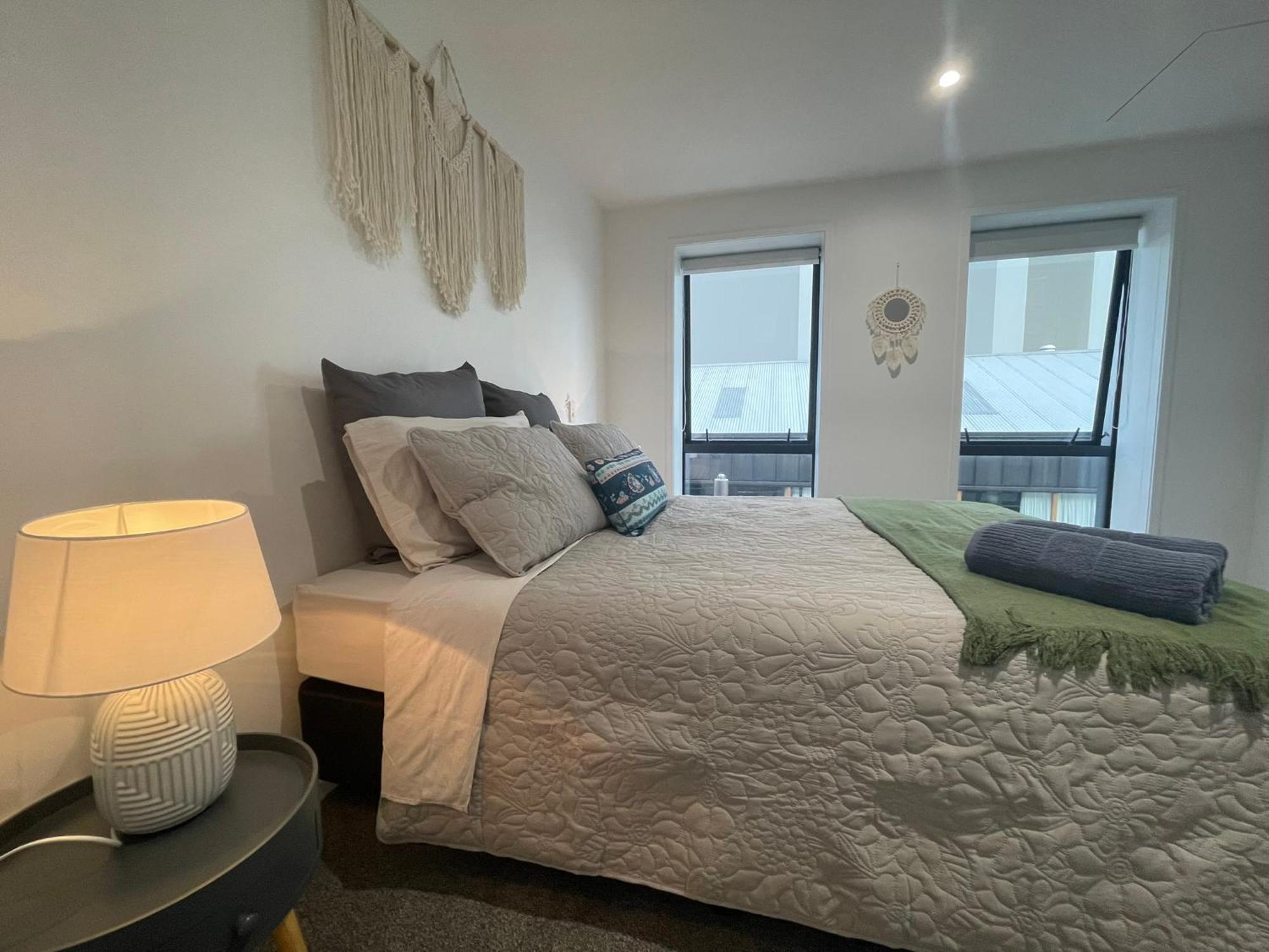 Luxury Cbd 2 Bed Near Riverside Market Free Parking! Крайстчёрч Экстерьер фото